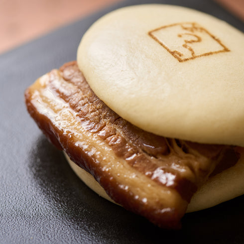 皮付三枚肉の角煮まん